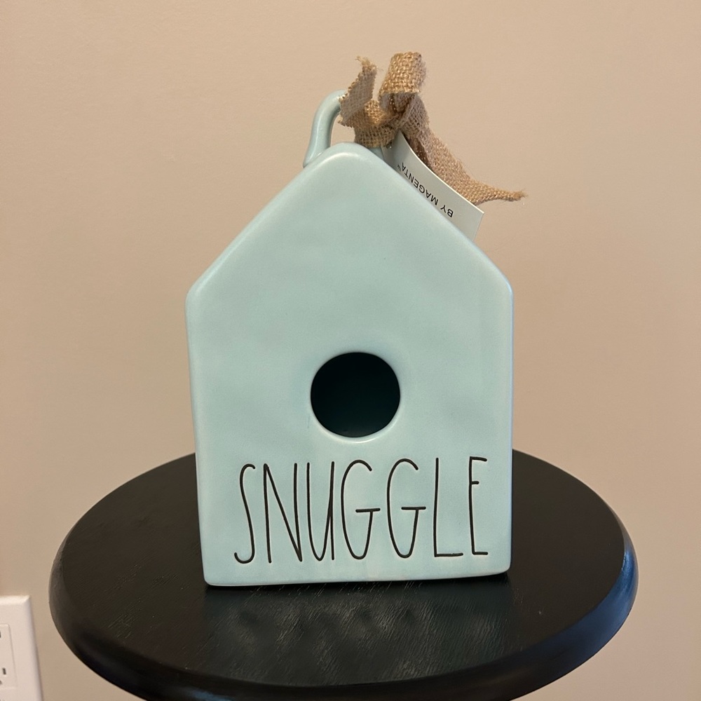 Rae Dunn - SNUGGLE